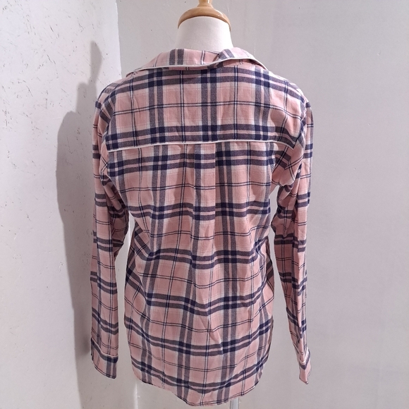 Ugg | Pink flannel women's button up pajama top - Picture 6 of 11